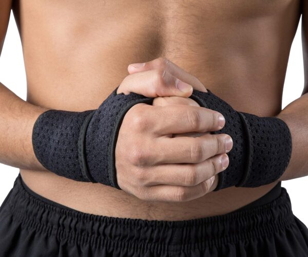 HiRui 2 Pack Wrist Compression Strap and Wrist Brace Sport Wrist Support for Fitness, Weightlifting, Tendonitis, Carpal Tunnel Arthritis, Pain Relief-Wear Anywhere-Adjustable (Black) - Image 2